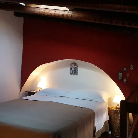 Bed & Breakfast La Casa Del Pittore Di Petralia *