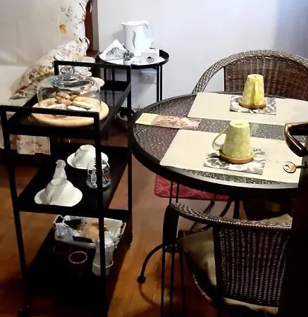 Alojamento de Acomodação e Pequeno-almoço La Casa Del Pittore Di Petralia *
