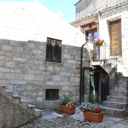 Alojamento de Acomodação e Pequeno-almoço La Casa Del Pittore Di Petralia Petralia Soprana