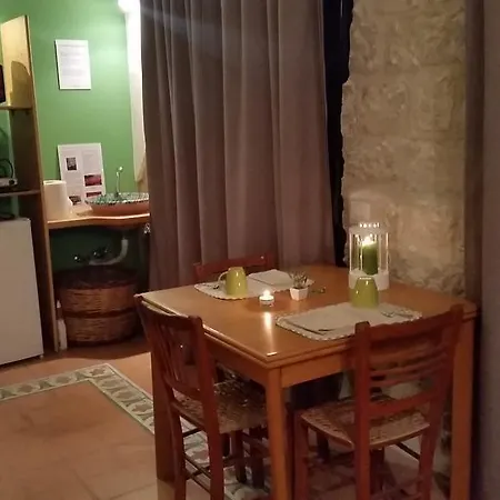 Alojamento de Acomodação e Pequeno-almoço La Casa Del Pittore Di Petralia