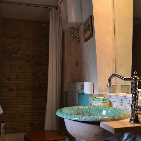 La Casa Del Pittore Di Petralia Alojamento de Acomodação e Pequeno-almoço Petralia Soprana